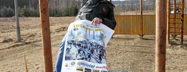 Filmplakat auf der ehemaligen Sturmbahn| Ostthüringer Zeitung